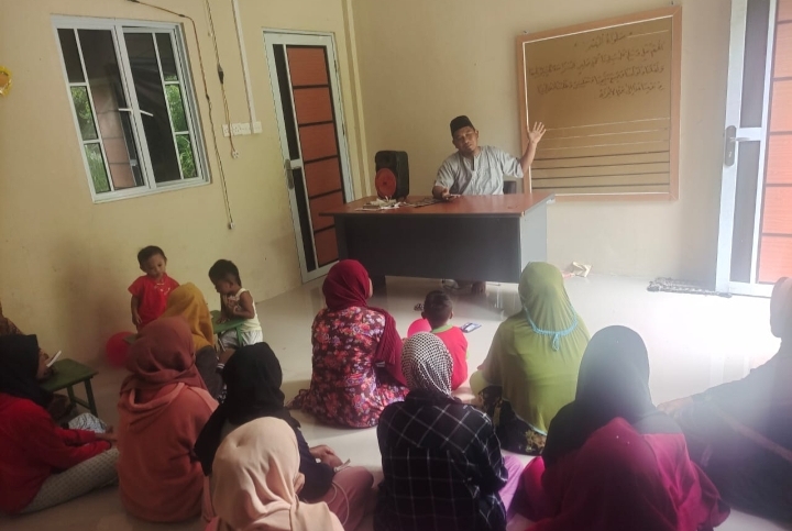Ust. Syamsudin : Pentingnya Bershalawat 