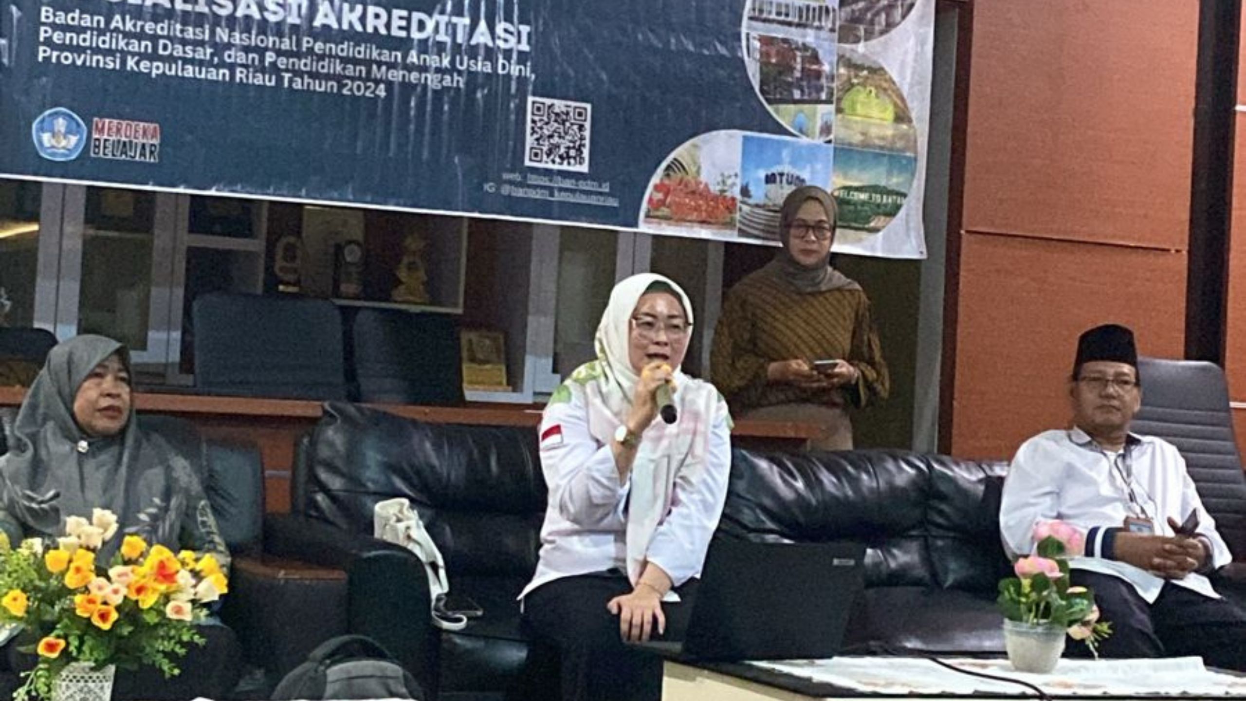 Magdalena Silfia Mendorong Semua RA di Kota Batam Terakreditasi