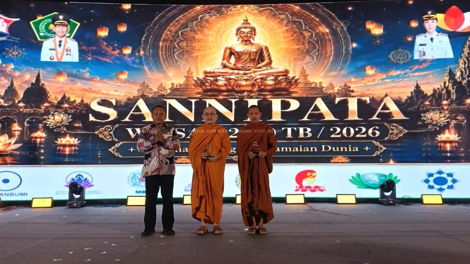 Penyelenggara Buddha Kemenag Kota Batam Hadiri Sannipata Waisak 2570 BE/2026