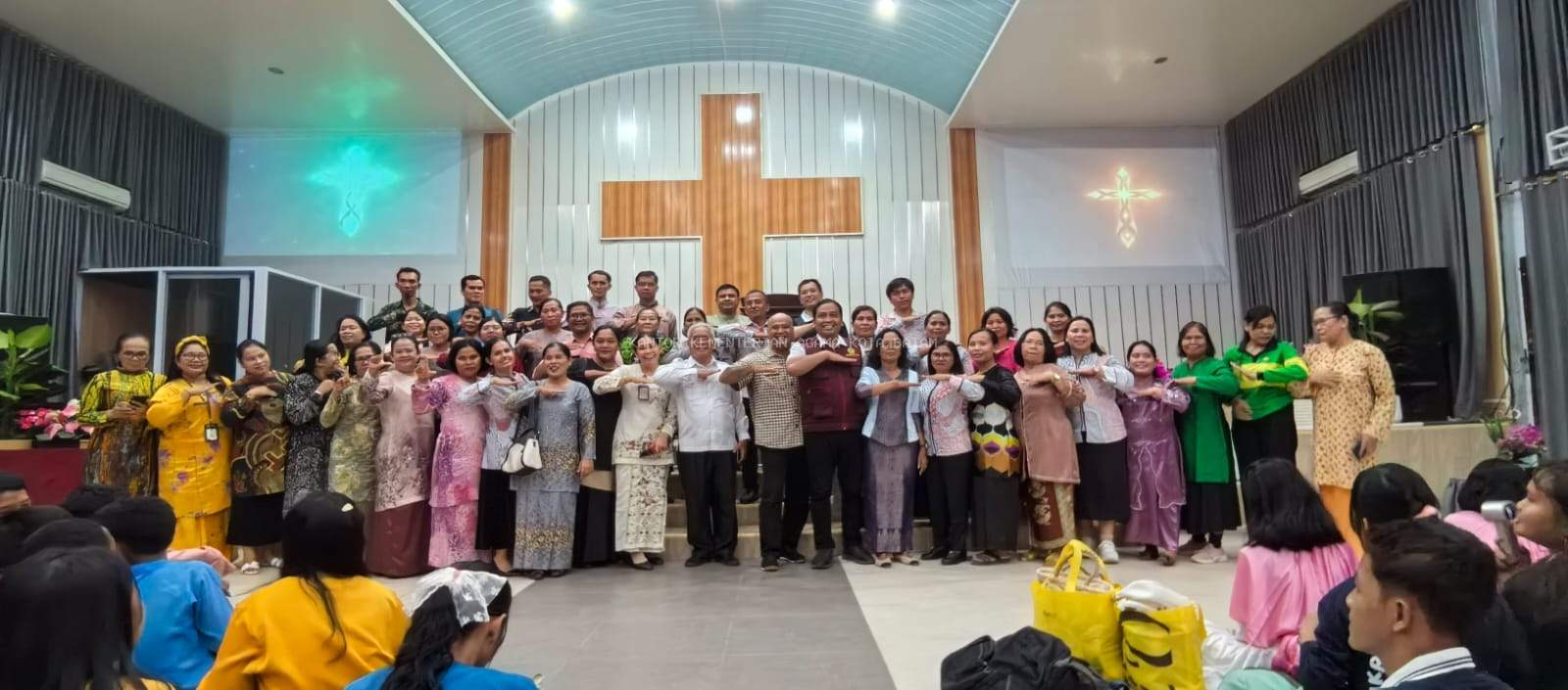 Cetak Generasi Unggul: Kemenag Batam Kobarkan Semangat 'Remaja Berkelas' di Forum MGMP PAK SMP