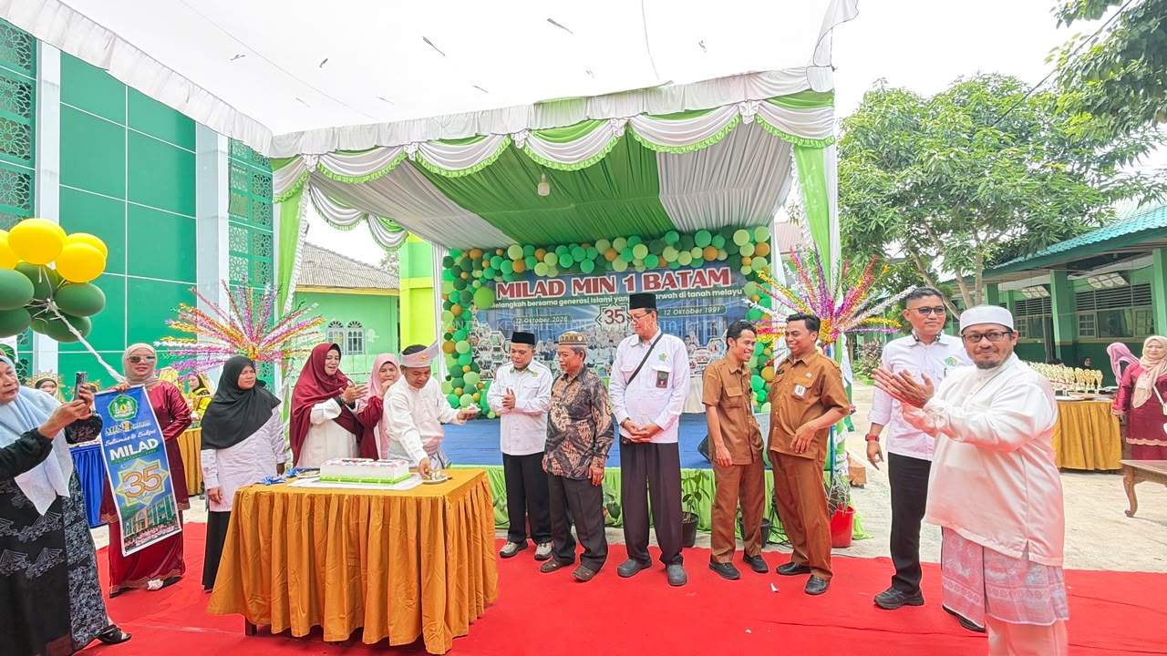 35 Tahun MIN 1 Batam: Merawat Marwah Melayu, Menumbuhkan Generasi Islami melalui Kreativitas dan Kebersamaan