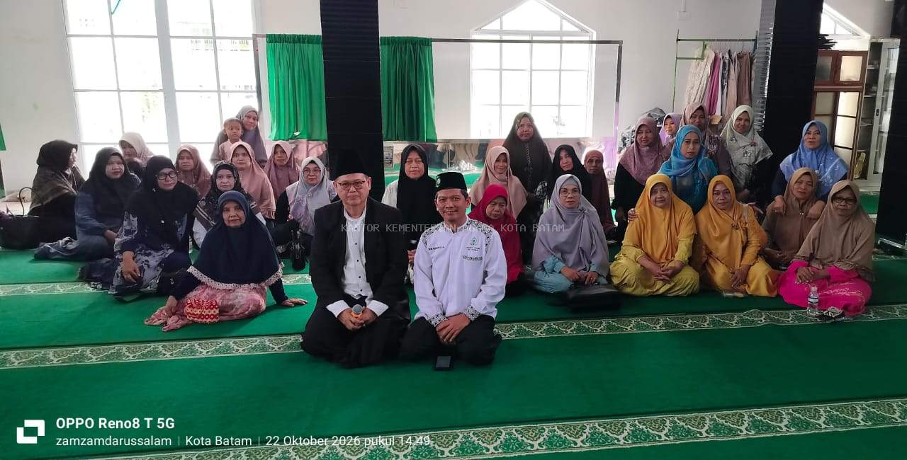 Penyuluh Agama Berikan Pembinaan Majelis Taklim dan Pola Asuh Remaja di Masjid Al Ikhwan