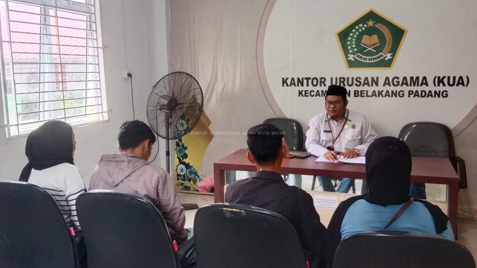 KUA Belakang Padang Gelar Bimwin, Kepala KUA Tekankan Bahaya Kehamilan di Luar Nikah dan Tinjauan Hukumnya
