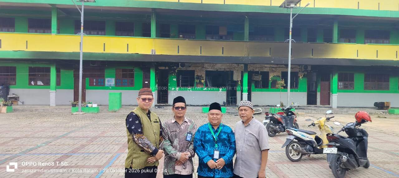 Penyuluh dan Staf KUA Sagulung Tinjau Kebakaran Asrama Ponpes An-Ni'mah Dapur 12