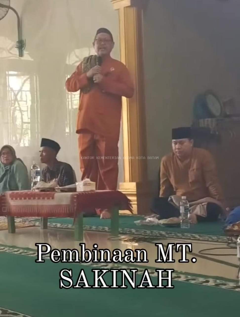 Penyuluh Agama KUA Sagulung Gelar Pembinaan Majelis Taklim Ibu-Ibu Sakinah Kav. Flamboyan