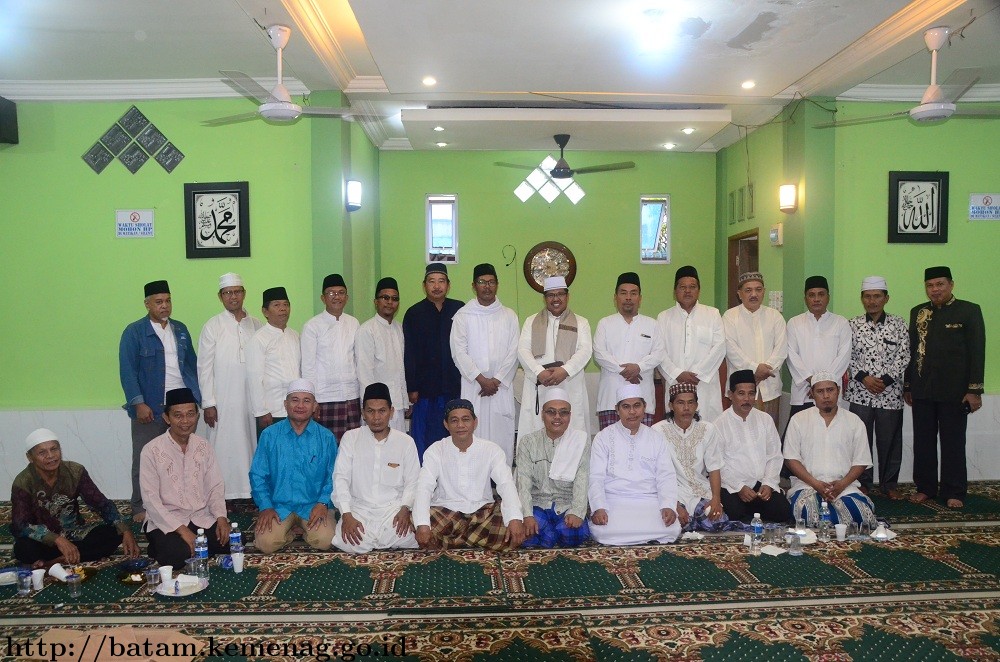 Semoga Allah Berikan Ketenangan Jiwa Dan Keberkahan Bagi Yang Meramaikan Sholat Subuh Berjamaah