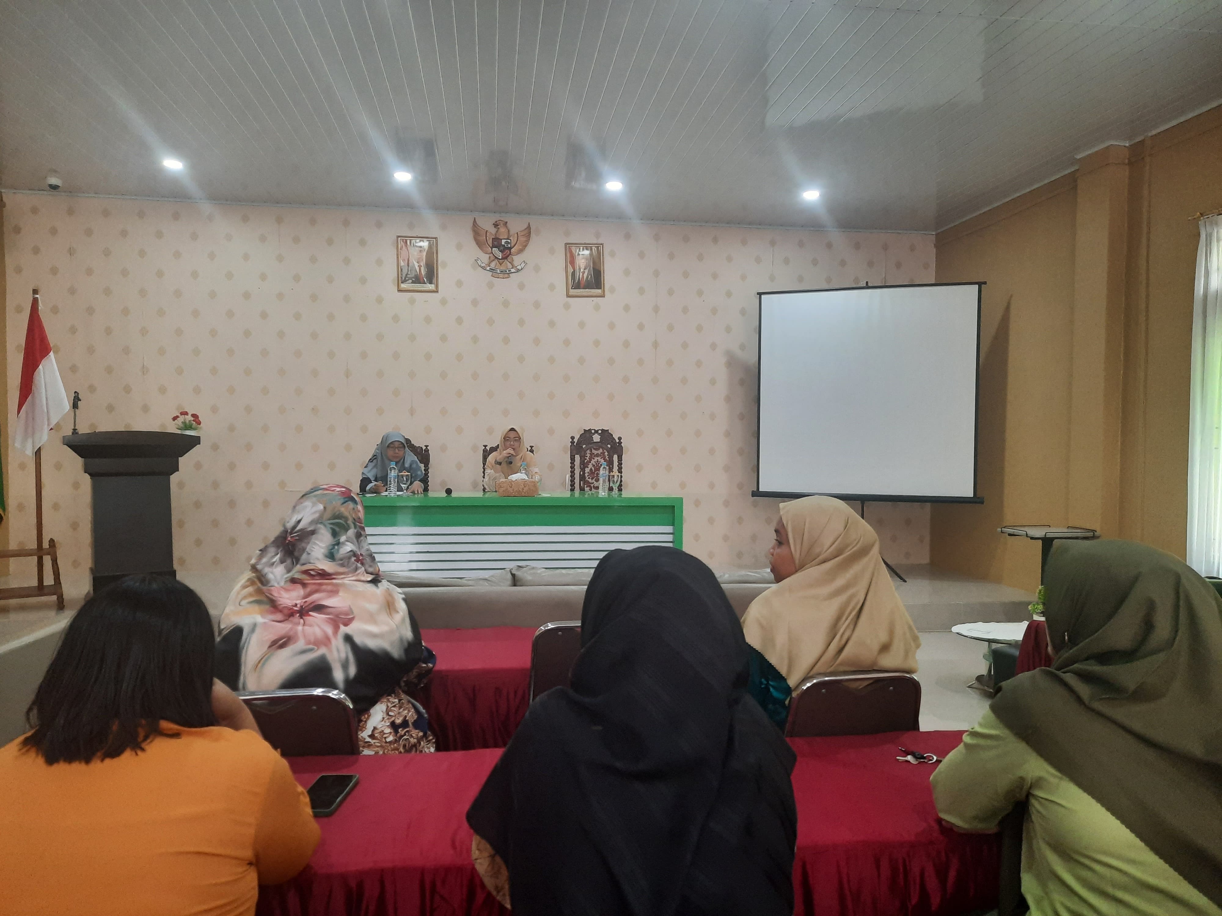 Kasubbag TU Lakukan Pembinaan Kepada 19 Pegawai Non ASN di Lingkungan Kankemenag Kota Batam