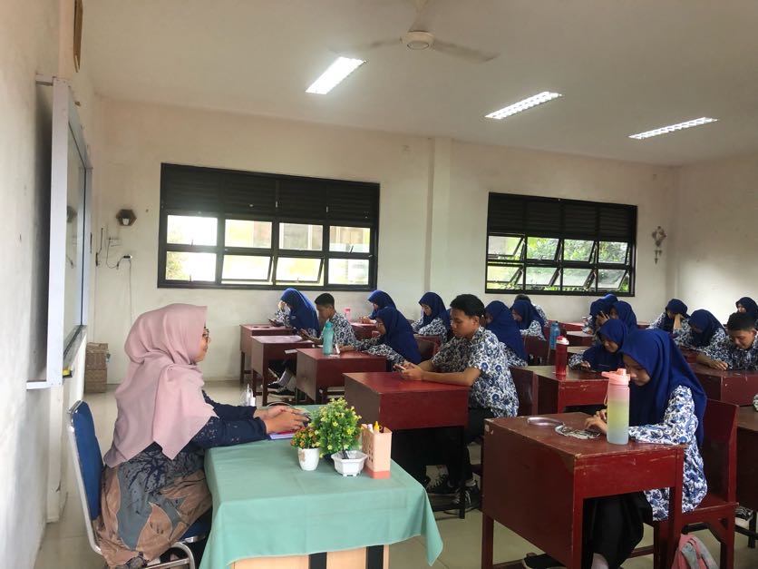 Pelaksanaan Sistem Asesmen Siswa (SAS) di MAN 1 Kota Batam Berjalan Lancar