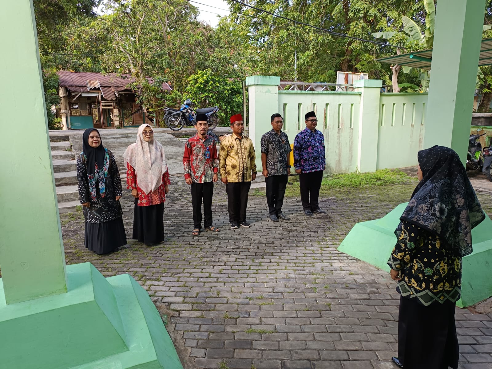 Apel Pagi KUA Belakang Padang: Sosialisasi Haul Akbar dan Kebersihan Kantor Jadi Fokus Utama