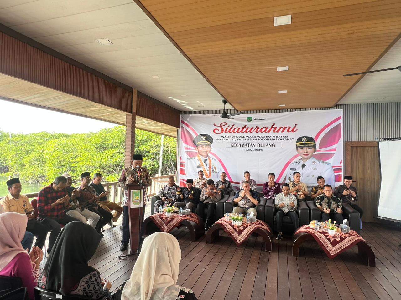Subur Penyuluh KUA Kecamatan Bulang Pimpin Doa Pembuka Silaturahmi Walikota Batam bersama Tokoh Masyarakat dan Agama