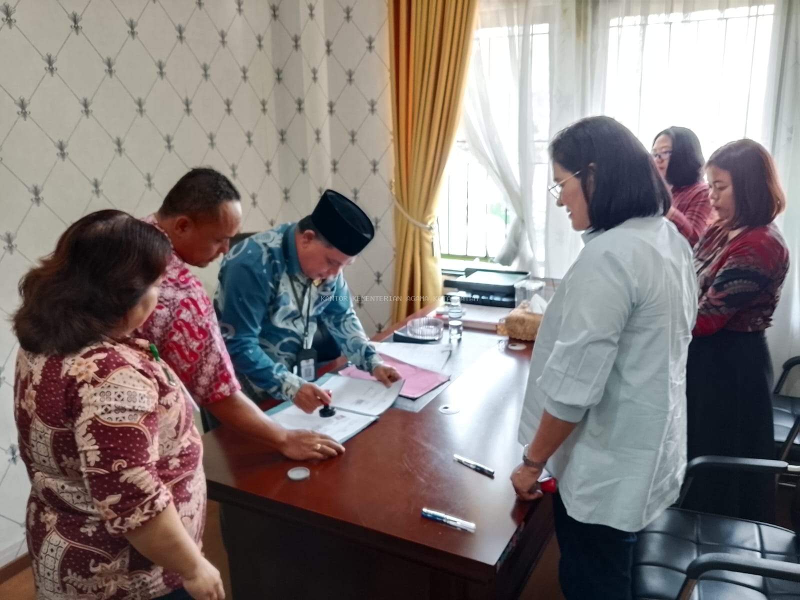"Perkuat Mentalitas Karyawan, Kemenag Batam dan PT Bandar Abadi Jalin Kerja Sama Bimbingan Lintas Agama"