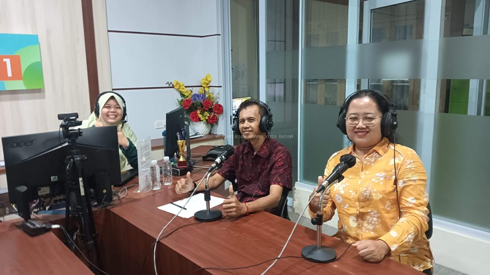 Penyuluh Agama Hindu Kemenag Batam Memandu Mimbar Agama Hindu di RRI Pro 1: Menjalin Kasih Sayang dan Keseimbangan Melalui Tumpek Kandang