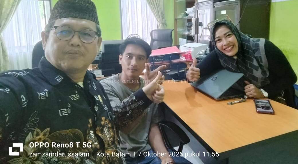 Haru dan Penuh Makna, Penyuluh Agama Nazahati Kosim Pamit dari KUA Sungai Beduk Sekaligus Berikan Pembinaan Keluarga